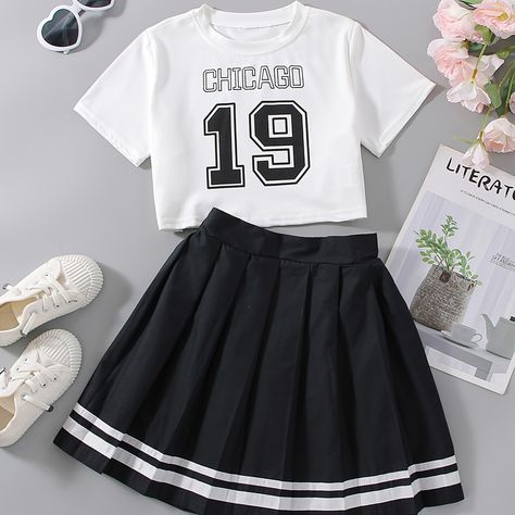 Alphabets Rosen Children Girls Polyester Crop Top For Kids, Skirt And Top Outfits, Crop Tops For Kids, Black And White Crop Tops, Cute Outfits With Shorts, Pleated Skirt Set, Shirt Crop Top, T Shirt Crop Top, Fashion Top Outfits