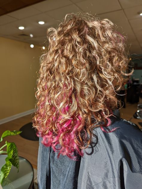 Pink Underdye Hair, Techno Makeup, Pink Underneath Hair, Crazy Hair Colors, Curly Pink Hair, Under Hair Dye, Brown And Pink Hair, Underdye Hair, Pink Hair Highlights