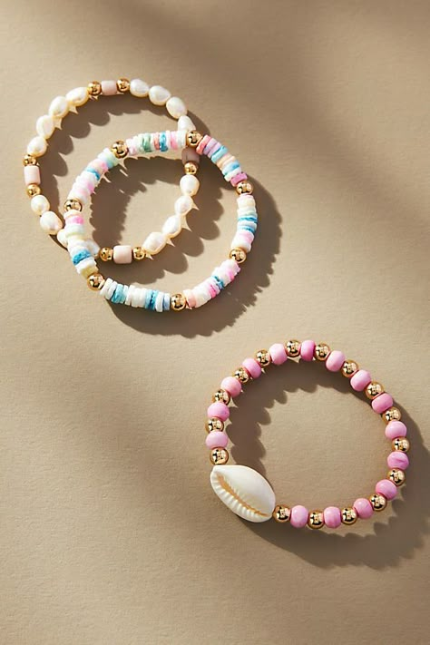 The Summer I Turned Pretty Clay Bead Bracelet, Summer Christmas Crafts, Cute Clay Bead Bracelet Ideas Beach, Shell Bead Bracelet, Logan Tay, Flat Bead Bracelet, Candy Bracelets, Bracelet Business, Clay Bracelets