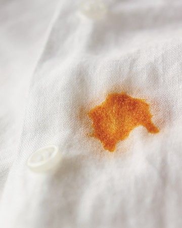 The best way to fix a stain is to treat it before it sets. Quickly scoop up solids with a dull edge, and blot liquids with a clean white cloth from the outside in to avoid spreading. Treat stains before washing, and always make sure stains have been removed before putting items in the dryer; heat sets stains into fabric. Use our comprehensive Stain First Aid chart to treat specific spots types. Remove Grease Stain, Diy Stain Remover, Stain Removal Guide, Diy Staining, Cleaning Painted Walls, Glass Cooktop, Grease Stains, Deep Cleaning Tips, Remove Stains