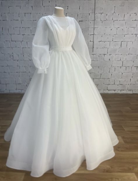 Minimalist Bridal Gown, Simple White Wedding Dress, Wedding Dress Long Sleeves, Wedding Dress Modest, Long Sleeves Wedding Dress, Wedding Dress Modern, Sleeves Wedding Dress, Muslimah Wedding Dress, Muslimah Wedding