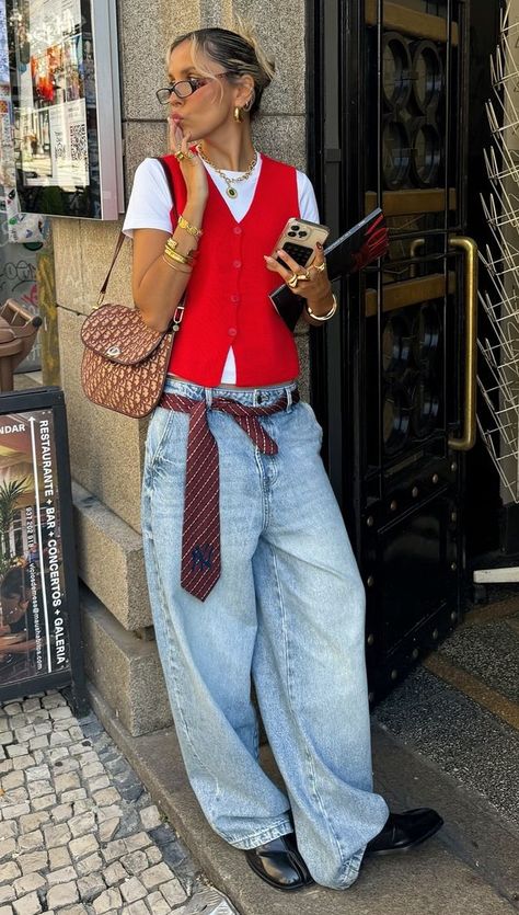 Cool Fall Day Outfit, Pin Stripe Pants Outfit Aesthetic, Farmers Market Fall Outfit, Berlin Fall Fashion, Layering Shirts Women, Mixed Texture Outfit, Tie As A Belt Outfit, Stylish Casual Work Outfits, Tie Vest Outfits For Women