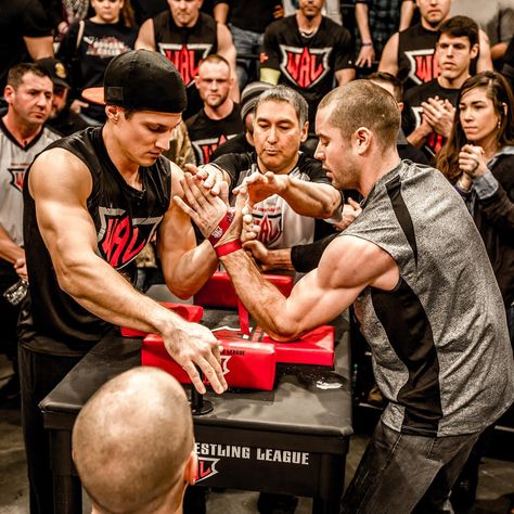 How to Always Win at Arm Wrestling | GQ Arm Wrestling Table, Anime Arms, 175 Pounds, Wrestling Games, Strong Guy, Arm Wrestling, Male Gender, Champions Of The World, Esl Lessons