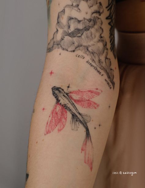 Flying fish tattoo Flying Fish Tattoo, Red And Black Tattoo, Hogwarts Tattoo, Hip Tattoos Women, Red Ink Tattoos, Dragonfly Wings, Flying Fish, Fish Tattoo, Red Tattoos