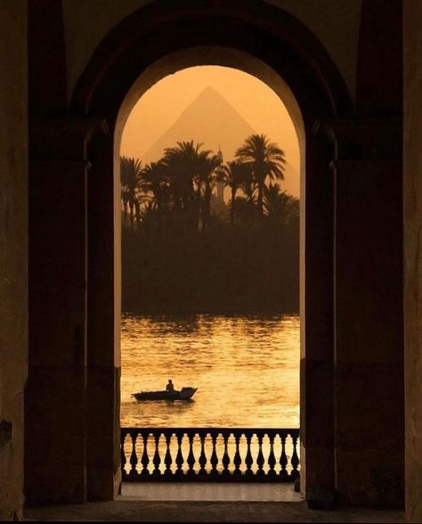 Time-Honored Designs 🌞 Egypt, Courtesy of @beaujolais1944 #slowroads Egypt Aesthetic, Arabian Night, Egypt Travel, Arte Inspo, Night Aesthetic, Pretty Places, Travel Aesthetic, Ancient Egypt, Cairo