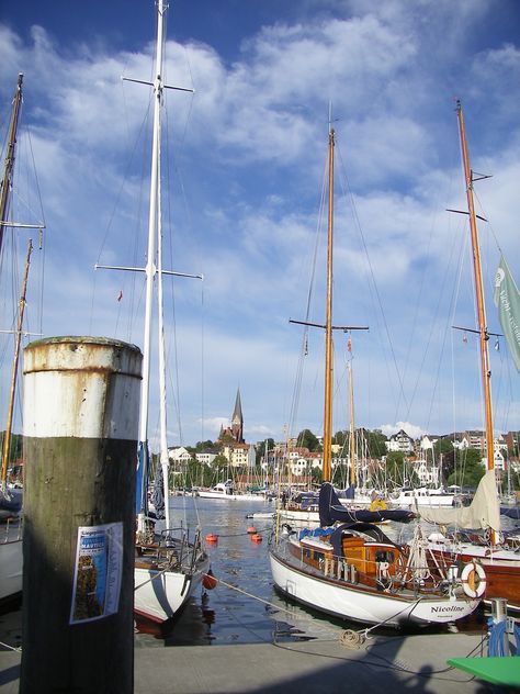 Hafen Flensburg, SH Germany Harbour Town, Sailing Ships, Europe Travel, Denmark, Favorite Places, Germany, Travel, Quick Saves