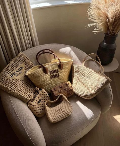 Who What Wear UK | How many basket bags is too many basket bags? Asking for a friend. At our link in bio our editors round up their favourite styles. Photo:… | Instagram Miu Miu Handbags, Expensive Bag, My Style Bags, Photo Bag, Miu Miu Bag, Classic Flap Bag, Miu Miu Shoes, Raffia Bag, Bags Aesthetic