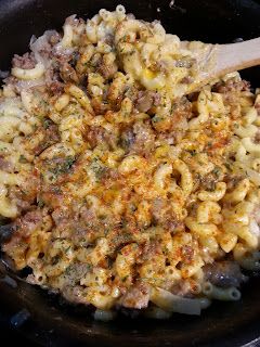 Christine's Pantry: Cheesy Beer Brats and Pasta Skillet Bratwurst Dinner, Beer Brats Recipe, Brat Sausage, Brats Recipes, Bratwurst Recipes, Pasta Skillet, Beer Brats, Skillet Pasta, Sausage Dishes