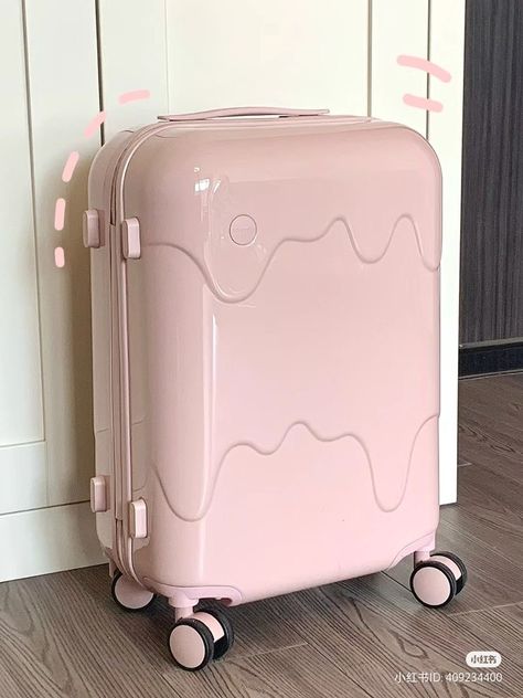 Suitcases Aesthetic, Suit Cases Travel, Luggage Aesthetic, Pink Sets, Korean Bags, Koleksi Makeup, Mystery Room, Tas Lv, Pink Suitcase