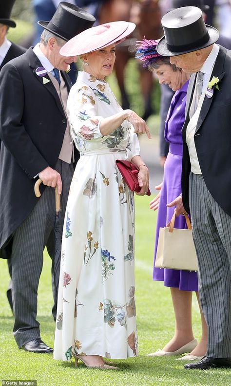 Top Hat And Tails, Powder Blue Gown, Suzannah London, Sarah Chatto, Wildflower Dress, Sleeveless Blue Dress, Royal Ascot Ladies Day, Lady Sarah Chatto, Royal Wardrobe