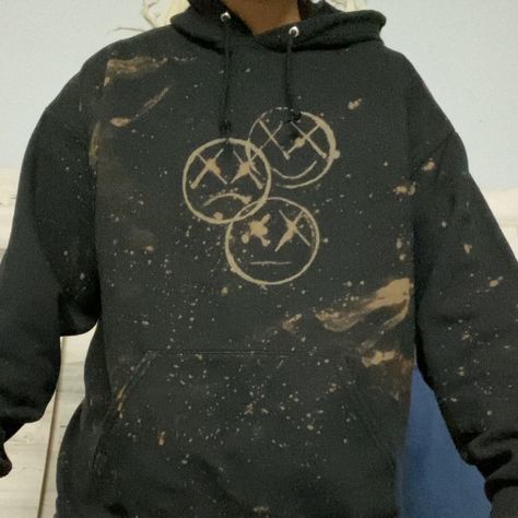 I Am Not Specifically Selling This Sweatshirt But Can Make A Similar One For You. The First Is One I Made Awhile Ago And Love The Design. The Very Last Picture Shows A Sweatshirt I Made For A Friend With A Bleach Mixture That I Painted On. If You Have An Idea You Can Send It To Me And I Can Try To Recreate It Or I Can Redo The Designs Showed Above. I Love Working With Bleach Because It Always Comes Out Different And No One Will Have The Same Sweatshirt As You. Offers Accepted. Bleach Dyed Clothes, Bleach Hoodie Ideas, Bleach Sweatshirt Diy, Bleach Clothes Design, Bleached Clothes, Ash Art, Paint Sweatshirt, Bleached Sweatshirt, Bleaching Clothes