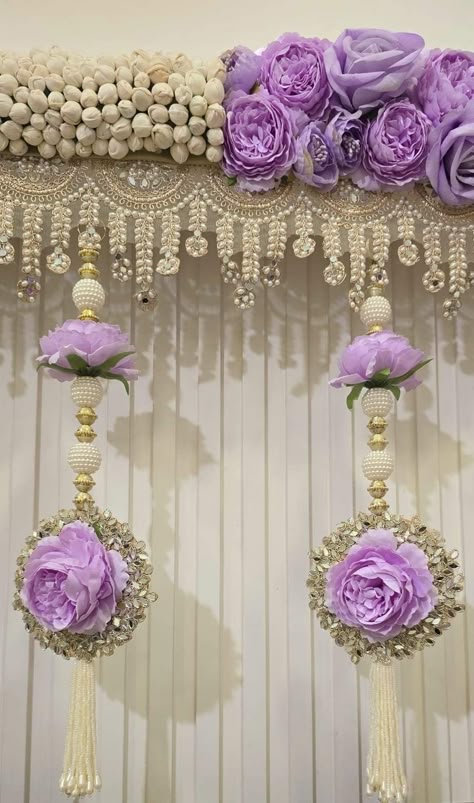 Door Toran Designs, Toran Designs Doors Handmade Flowers, Bandarwal Designs Handmade, Toran Making Ideas, Mandir Decoration Ideas, Bandarwal Designs, Bandanwar Design, Toran Designs Doors Handmade, Toran Designs Doors