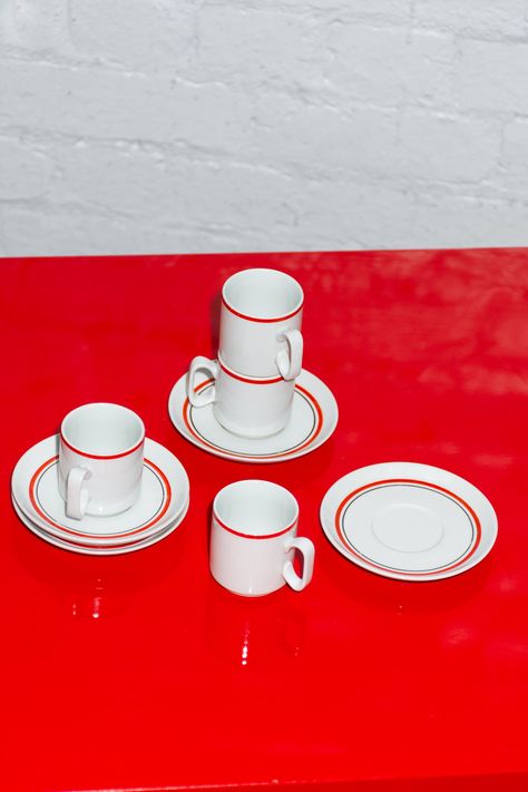 "Vintage red and white espresso set by Italian brand Tognana.  Set of 4 espresso cups & saucers.  --------------------- Colour - White + Red Maker/Artist/Creator/Designer - Tognana Materials + Techniques - Porcelain  Date piece was created - Circa 1970 Dimensions - Holds 1 espresso shot Hallmarks/Attributions - Tognana logo on base of cup  Condition - Good vintage condition --------------------- READ PRIOR TO PURCHASE All items are \"sold as seen\"   All items sold in our shop are original vintage. They carry with them the marks and character of time. They can also have wear or patina that certify their age and originality.   They remain however fully functional, but may show signs of age through scuffs, dings, faded finishes, minimal upholstery defects, or visible repairs when stated.   W Nomad Coffee Barcelona, Vintage Italian Plates, Vintage Italian Interior Design, Italian Espresso Cups, Italian Cafe Aesthetic, Scottish Coffee, Red Coffee Cup, Pasta Aesthetic, Italian Plates