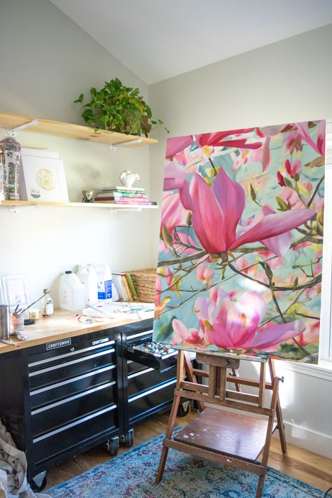 Oil Painting Storage, Home Paint Studio, Painting Studio Ideas, Art Space In Bedroom, Artist Studio Workspaces, Home Painting Studio, Oil Painting Studio, Painting Atelier, Artist Studio Space