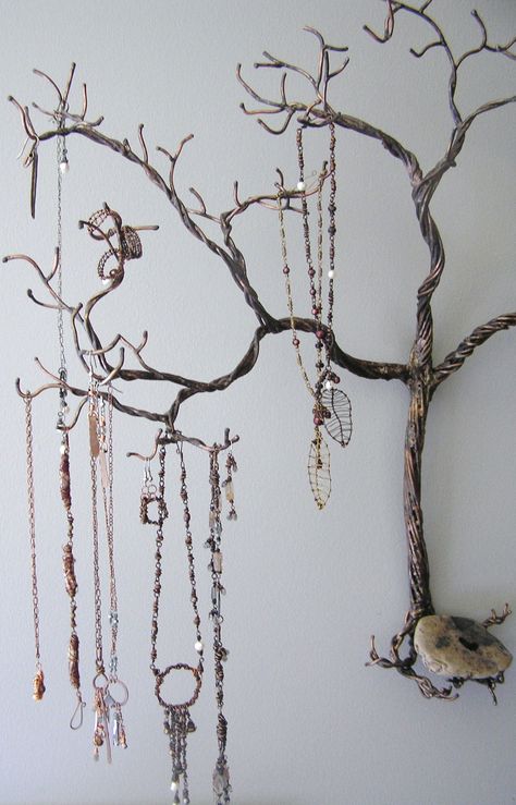 I want to make this! how to make a wire jewelry tree | Grandpa’s wire tree | Natură Studios Tree Branch Jewelry, Jewelry Storage Wall, Jewelry Tree Diy, Tree Jewelry Holder, Necklace Hanger, Homemade Hamburger, Homemade Alfredo, Diy Jewelry Display, Diy Jewelry Holder