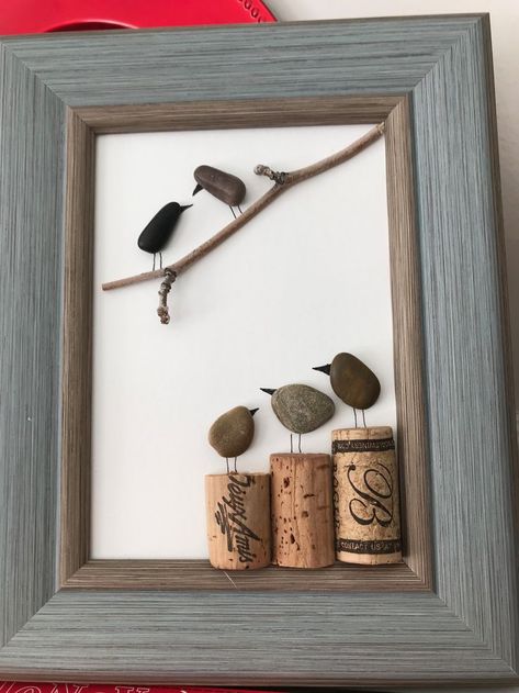 Wine Cork Diy Crafts, Stone Pictures Pebble Art, Stones Aesthetic, Sea Glass Art Projects, Wine Cork Art, Beach Glass Crafts, Stones Garden, Pebble Art Family, Diy Rock Art