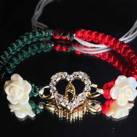 Mary Bracelet Mexican style Mexican Thread Bracelets, Mexican Style Bracelets, Mexican Jewelry Traditional, Latina Bracelets, Mexican Bracelets Handmade, Mexico Bracelets, Virgencita Bracelet, Ojo Bracelets, Mexican Bracelets