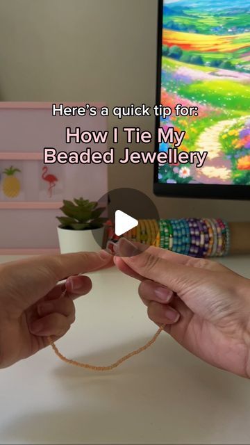 CT • Beaded Jewellery on Instagram: "how I tie my beaded jewellery! 💗" Beaded Charm Bracelet Ideas, How To Tie Bracelets, Bead Hacks, How To Make Charms, How To Tie A Bracelet, How To Make Bracelets With Beads, Teenage Crafts, Surgeons Knot, Knot Ideas