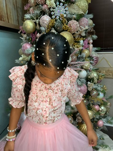 Ponytail With Gems, Graduation Hairstyles Braids, Graduation Hairstyles For Kids, Flower Girl Hairstyles Black Kids, Styles For Black Hair, Cute Cornrows, Black Hair Short, Simple Updos, Short Locks