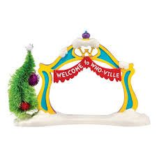 This Grinch Christmas Village Will Let You Build Your Very Own Whoville Grinch Archway, Grinch Village, Grinch Decorations, Grinch Christmas Party, Whoville Christmas, Grinch Party, Grinch Ornaments, Grinch Christmas Decorations, Christmas Parade