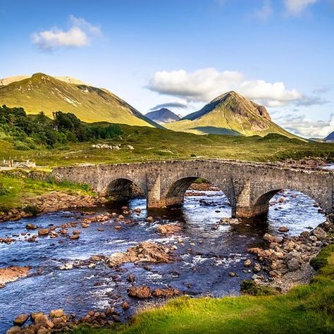 Fairy Bridge Scotland, Scotland Highlands Photography, Scotland Landscape Photography, Scottish Landscape Photography, Sandstone Castle, Sligachan Bridge, Magical Places Aesthetic, Scottish Highlands Landscape, Scotland Countryside