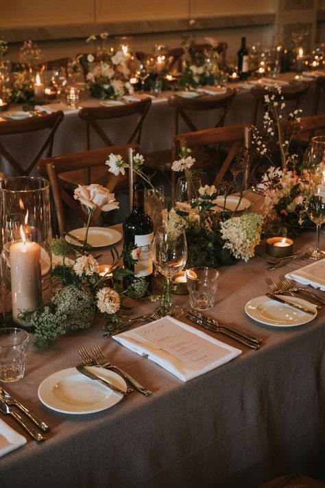 Small Wedding Dinner Decor, Taupe Linen Tablecloth Wedding, Wedding Table With Tablecloth, Flower Display Wedding Ceremony, Farmhouse Wedding Aesthetic, Earth Tone Wedding Pallet, Wedding Floral Ideas Receptions, Tuscan Italian Wedding Theme, Wood Table For Wedding