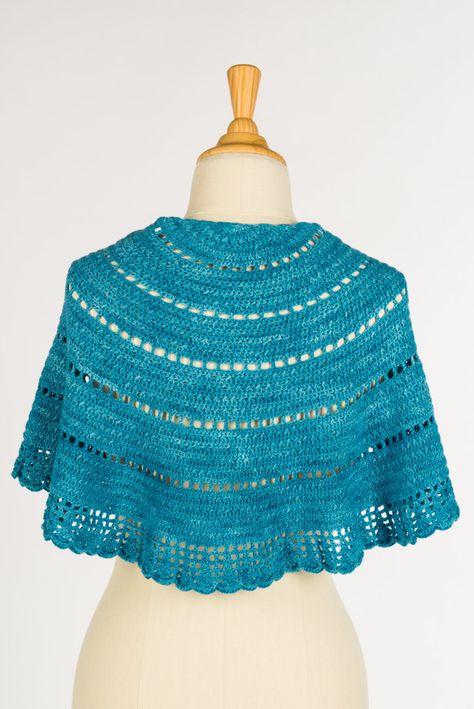 Half-circle shape, love the yarn, love the blue ! Circle Shawl, Crochet Lace Shawl, Crochet Scarf Pattern Free, Crochet Shawl Pattern Free, Shawl Crochet, Crochet Shawls And Wraps, Crochet Shawls, Shawl Patterns, On Clouds