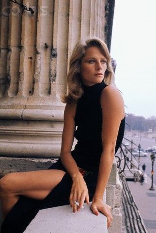 Charlotte Rampling Brigitte Nielsen, Star Francaise, Charlotte Rampling, Actrices Hollywood, Catherine Deneuve, Ageless Beauty, English Actresses, British Actresses, Cindy Crawford