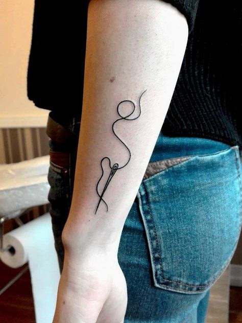 My new tattoo. Passion ^.^ Tattoo Ideas For Fashion Designer, Small Sewing Tattoos, Sewing Inspired Tattoos, Tattoo Sewing Machine, Sewing Machine Tattoo Small, Crafting Tattoo Ideas, Sewing Machine Tattoo Ideas, Tailor Tattoo Ideas, Quilted Tattoo