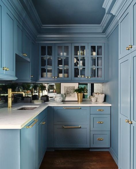 Liz Caan & Co. on Instagram: "Butler's Pantry Blues! Only because we don't have a Butler. 😉 @Benjaminmoore Classic Vanderberg Blue #721." Phillipsburg Blue Benjamin Moore, Bm Blue Paint Colors, Liz Caan, Benjamin Moore Blue, Blue Paint Colors, Blue Cabinets, Butler Pantry, Butler's Pantry, Kitchen Inspiration Design