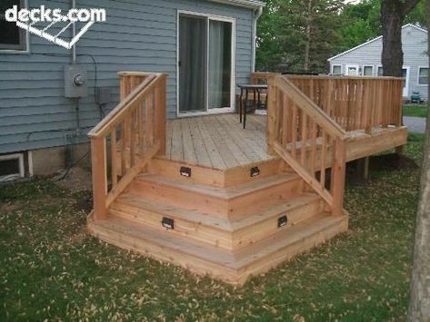 Corner Stairs, Corner Deck, Low Deck, Deck Pictures, Deck Steps, Patio Deck Designs, Deck Designs Backyard, Deck Stairs, Front Deck