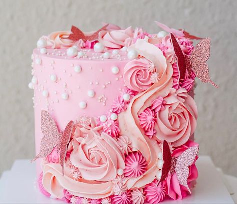 Buttercream Decorating, Special Birthday Cakes, Sweet 16 Birthday Cake, Girly Cakes, Beautiful Cake Designs, Elegant Birthday Cakes, 16 Birthday Cake, 40th Birthday Cakes, Creative Birthday Cakes