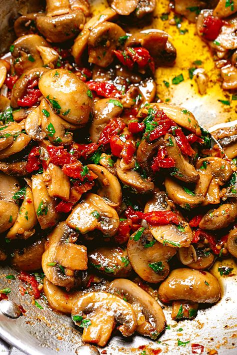 Garlic mushrooms - #mushroom #garlic. #recipe #eatwell101 - Incredible flavor twist! The herb garlic and sun-dried tomato butter sauce is so good, you’ll be serving these garlic mushrooms with everything! - #recipe by #eatwell101® Sundried Tomato Vegetarian Recipes, Healthy Recipes With Sun Dried Tomatoes, Banting Vegetable Recipes, Mushrooms And Tomatoes Recipes, What To Do With Sun Dried Tomatoes, Tomato Mushroom Recipes, Chicken Mushroom Sundried Tomato Recipes, Dried Mushrooms Using, Recipe For Sun Dried Tomatoes