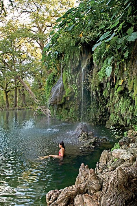 Krause Springs, Medina River, Texas Adventure, Texas Vacations, Texas Places, Texas Hills, Texas Travel, Foto Poses, Texas Hill Country