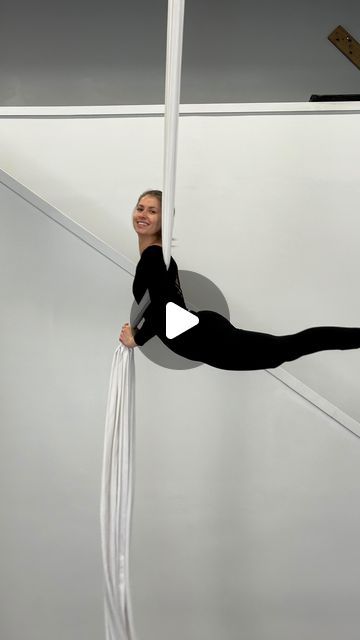 Ariel Silk Tricks, Aerial Hoop Moves, Aerial Silk, Interesting Videos, Aerial Hoop, Aerial Silks, Aerial Yoga, February 3, Ariel