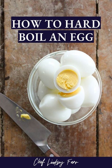 A professional pastry chef's easy recipe for the perfect hard boiled egg! You'll never need to look up how long to boil eggs again with this easy hard boiled egg recipe. Learn the trick to hard boiled eggs peeling easily every single time! Hard Boiled Egg Recipe, Boiled Egg Recipe, Culinary Basics, Easy Hard Boiled Eggs, Pie Crust Recipe Easy, Hard Boiled Egg Recipes, Boil Eggs, Making Hard Boiled Eggs, Perfect Hard Boiled Eggs