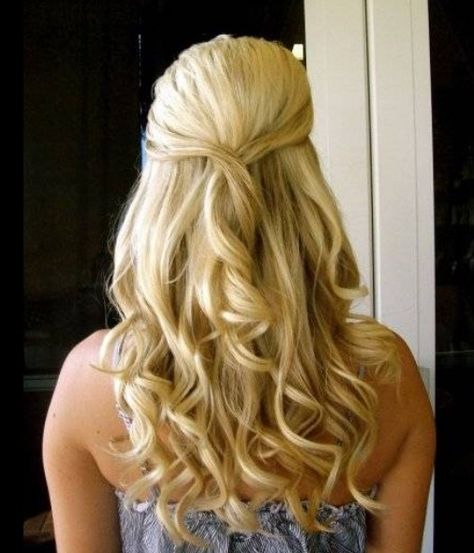 Halfway up Simple Curls, Half Pony Hairstyles, Down Prom Hair, Half Up Half Down Prom, Wedding Hairstyles And Makeup, Half Up Wedding Hair, Prom Hairstyles For Long Hair, Wedding Hairstyles Half Up Half Down, Long Wavy Hair