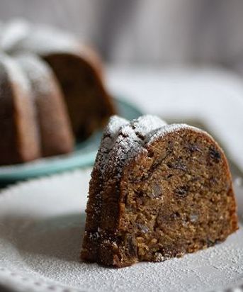 Prune Cake, Prune Recipes, Vintage Pasta, Gingerbread Cake Recipe, Cake Mug, Gingerbread Cake, A Piece Of Cake, Spice Cake, Piece Of Cake