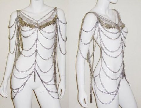 anita-Quansah-body-jewellery-540x416 Full Body Chain, Bouchra Jarrar, Body Necklace, Chain Dress, Elsa Schiaparelli, Body Harness, Body Chain Jewelry, Body Jewellery, Lovely Jewellery