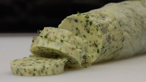 Tarragon & Shallot Compound Butter | Rouxbe Online Culinary School Tarragon Butter, Sustainable Restaurant, Flavored Butter Recipes, Video Cooking, Infused Butter, Flavored Butter, Compound Butter, Pickled Veggies, Homemade Butter