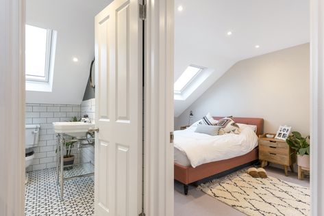 Loft Conversion Without Dormer, En Suite Loft Conversion, Loft Conversion Studio Flat, L Shape Loft Conversion, L Shaped Loft Conversion, L Shaped Dormer Loft Conversion, Loft Conversion Bedroom With Ensuite, Victorian Loft Conversion, Loft Conversion Uk