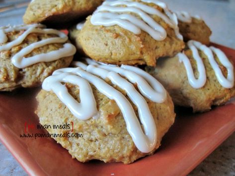 po' man meals - sweet potato drop scones with maple vanilla icing Sweet Potato Scones Recipe, Cream Cheese Bread Pudding, Potato Scones Recipe, Sweet Potato Scones, Cheese Bread Pudding, Potato Scones, Man Meals, Sweet Potato Cookies, Drop Scones