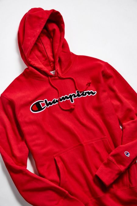 Champion Chenille Embroidered Logo Hoodie Sweatshirt Red Champion Hoodie, Champion Hoodie Mens, Best Hoodies For Men, Champion Clothing, Trendy Hoodies, Stylish Hoodies, Mens Fashion Smart, Hoodie Logo, Mens Sweatshirts Hoodie