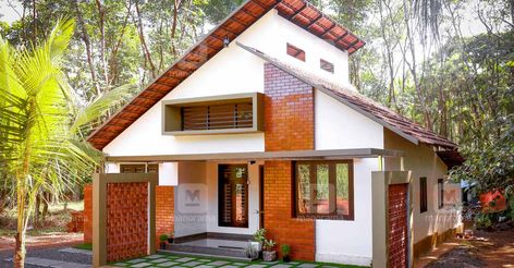 Low Budget House Design Kerala, Kerala Home Design Small Houses, Kerala Budget Home Plans, Low Cost Renovation Ideas, Old Kerala Traditional Houses, Small Kerala House, Kerala Traditional House Exterior, Kerala Traditional House Interior Design, Small House Kerala