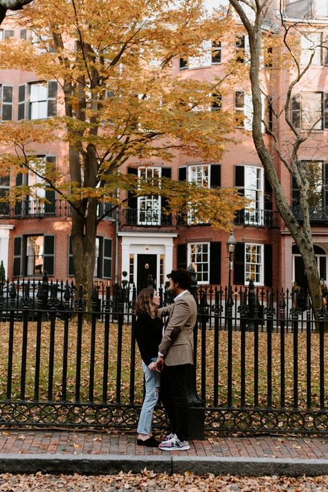 Best Boston Engagement Photo Locations - Hope Allison Photography New England Fall Engagement Photos, Boston Couple Aesthetic, Boston Couples Photoshoot, Boston Engagement Photos Fall, Boston Photoshoot, Fall Boston, Boston Couple, Classic Engagement Photos, Boston Engagement Photos