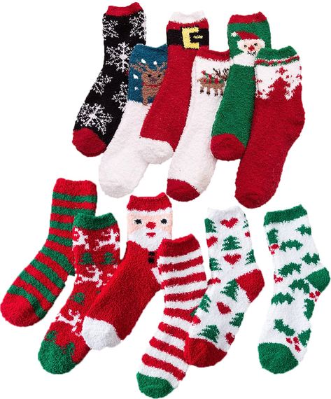 Christmas Stockings Stuffer Ideas, Fluffy Socks Outfit, Fuzzy Socks Christmas, Christmas Fuzzy Socks, Christmas Sleepover, Xmas Socks, Socks Aesthetic, Christmas Movie Night, Teen Christmas Gifts