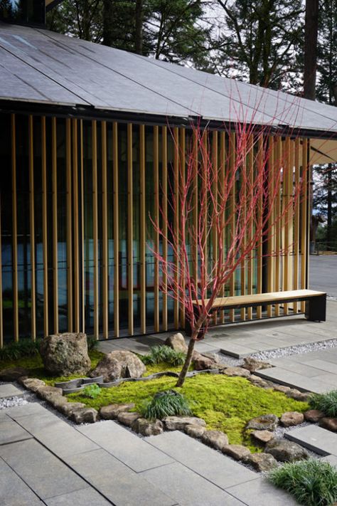 Tsubo-Niwa - Portland Japanese Garden Tsubo Niwa, Japanese Garden Backyard, Landscape And Urbanism Architecture, Small Japanese Garden, Portland Japanese Garden, Japanese Garden Landscape, Japan Garden, Geometric Architecture, Areas Verdes