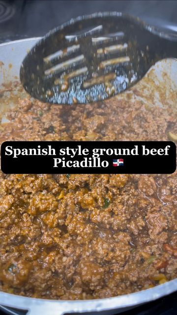 Erik Aquino on Instagram: "Spanish style ground beef known as “Picallido” good for lasagña,empanadas etc.) it’s almost that time of year “Sazoneameee 🇩🇴😋👌🏼. #picadillo #groundbeef #groundbeefrecipes #spanishfood #foryou Picadillo meat 2 lbs ground beef 1 tbs adobo 1/2 tsp Dominican oregano 1 tsp black pepper 1/4 tsp ground cumin 1 packet of sazón 1/2 cup green bell pepper diced 1 white onion diced 2-3 garlic cloves minced 3 tbs of spanish olives chopped 2-3 tbs olive oil 1/2 cup of Adobo Ground Beef, Dominican Ground Beef Recipes, Dominican Picadillo, Qdoba Ground Beef Recipe, Spanish Ground Beef Recipes, Chopped Meat Recipes Ground Beef, Dominican Dish, Beef Picadillo, Spanish Olives