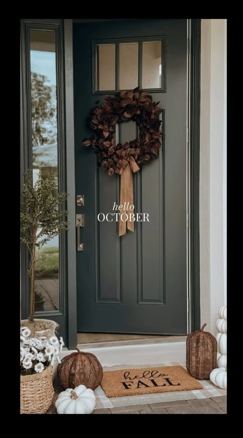 Thanksgiving Front Door Decor, Thanksgiving Entryway Decor, Thanksgiving Entryway, Fall Thanksgiving Decor, Potting Shed, Thanksgiving Decor, Front Door Decor, Fall Thanksgiving, Thanksgiving Decorations