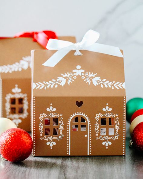 Gingerbread House Boxes - Life & Sprinkles by Taryn Camp Diy Gingerbread Cookie Kit, Tootsie Pops, Savory Dessert, Ginger House, Kids Workshop, Tootsie Pop, Gingerbread House Decorations, Red Chocolate, Kleenex Box